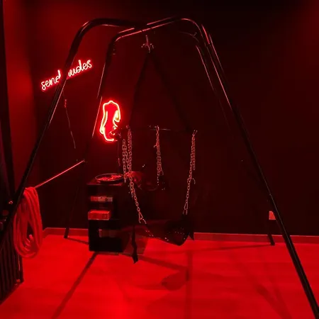 شقة Hom & Love, Bdsm *