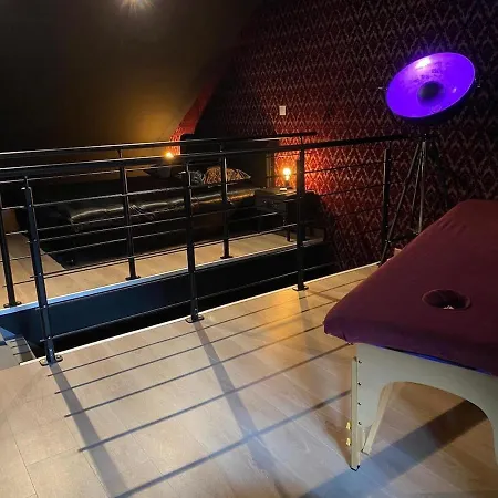 شقة Hom & Love, Bdsm