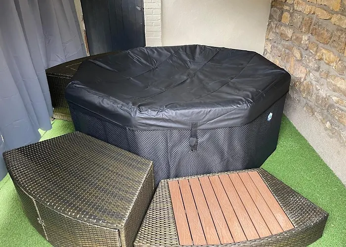 Hom & Love, Bdsm Homecourt